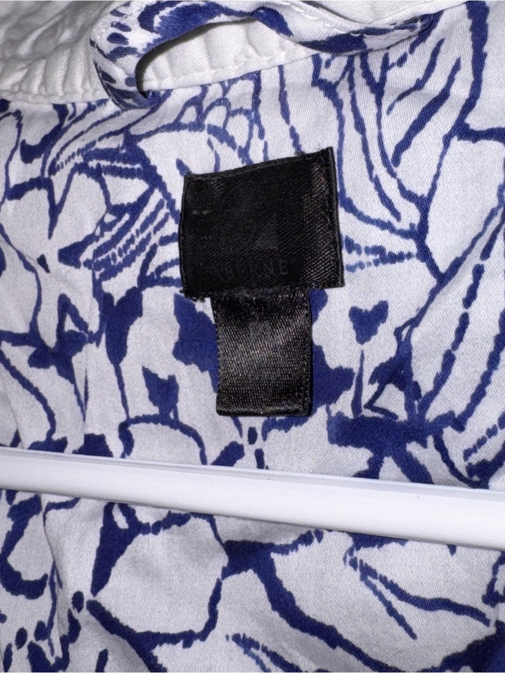 Blue and White Floral Robe - Elegant Women's Kimono - Picture 7 of 8